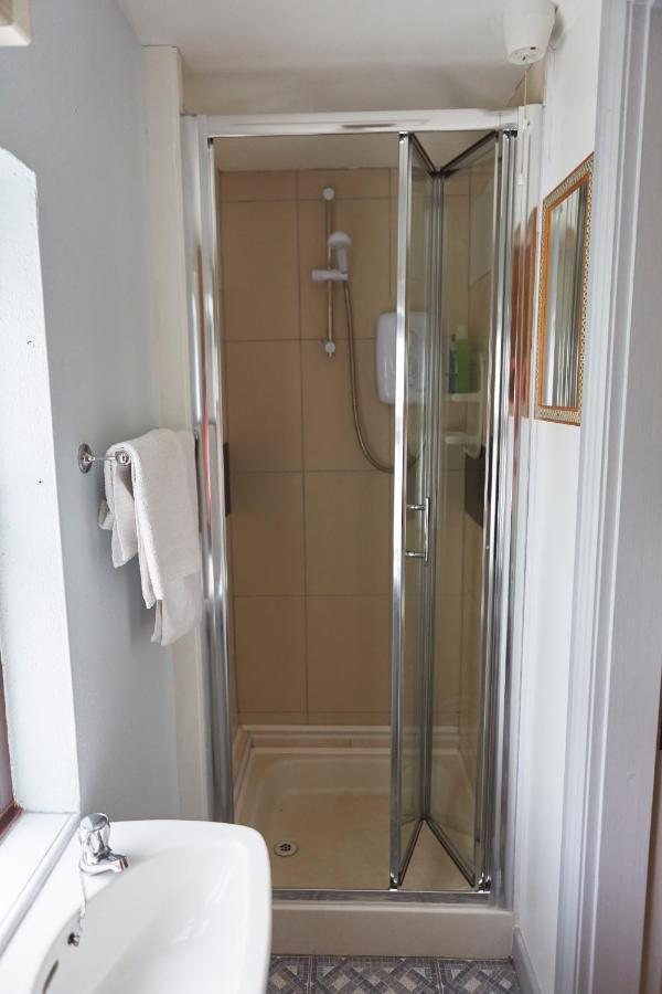 Sea View 1-Bed Cottage With Private Garden Skibbereen Exterior foto