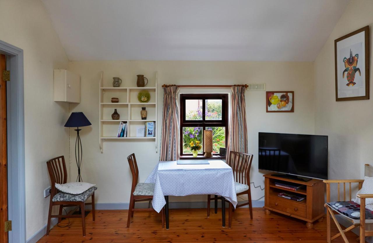 Sea View 1-Bed Cottage With Private Garden Skibbereen Exterior foto